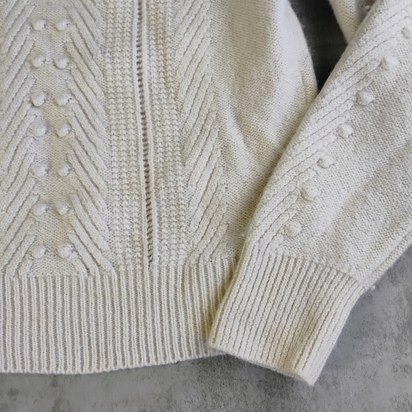 Banana Republic Merino Wool Alpaca Sweater Womens XL Ivory Pom Poms Shabby Chic - Picture 7 of 10